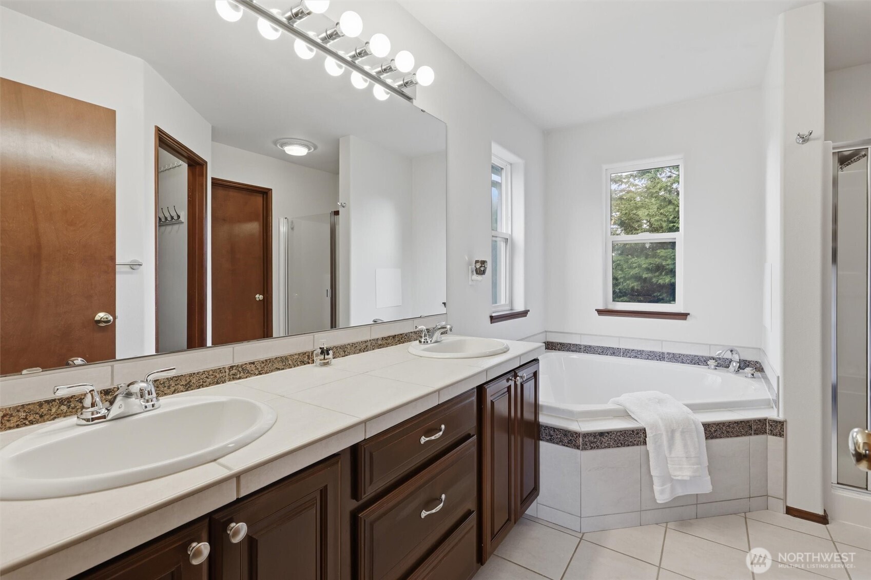 15405 204th Avenue SE, Renton, WA 98059