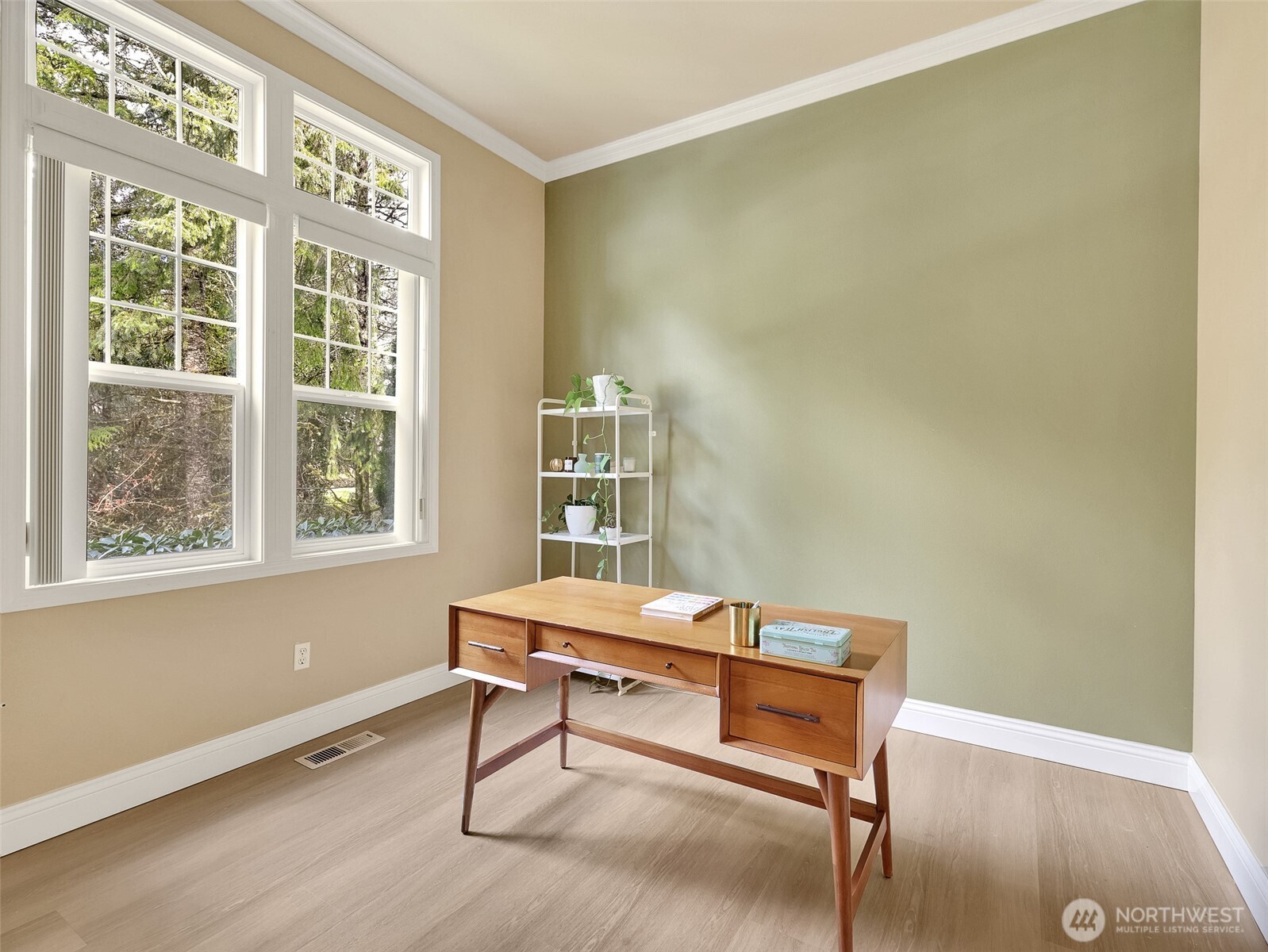 21745 NE 181st Place , Woodinville, WA 98077