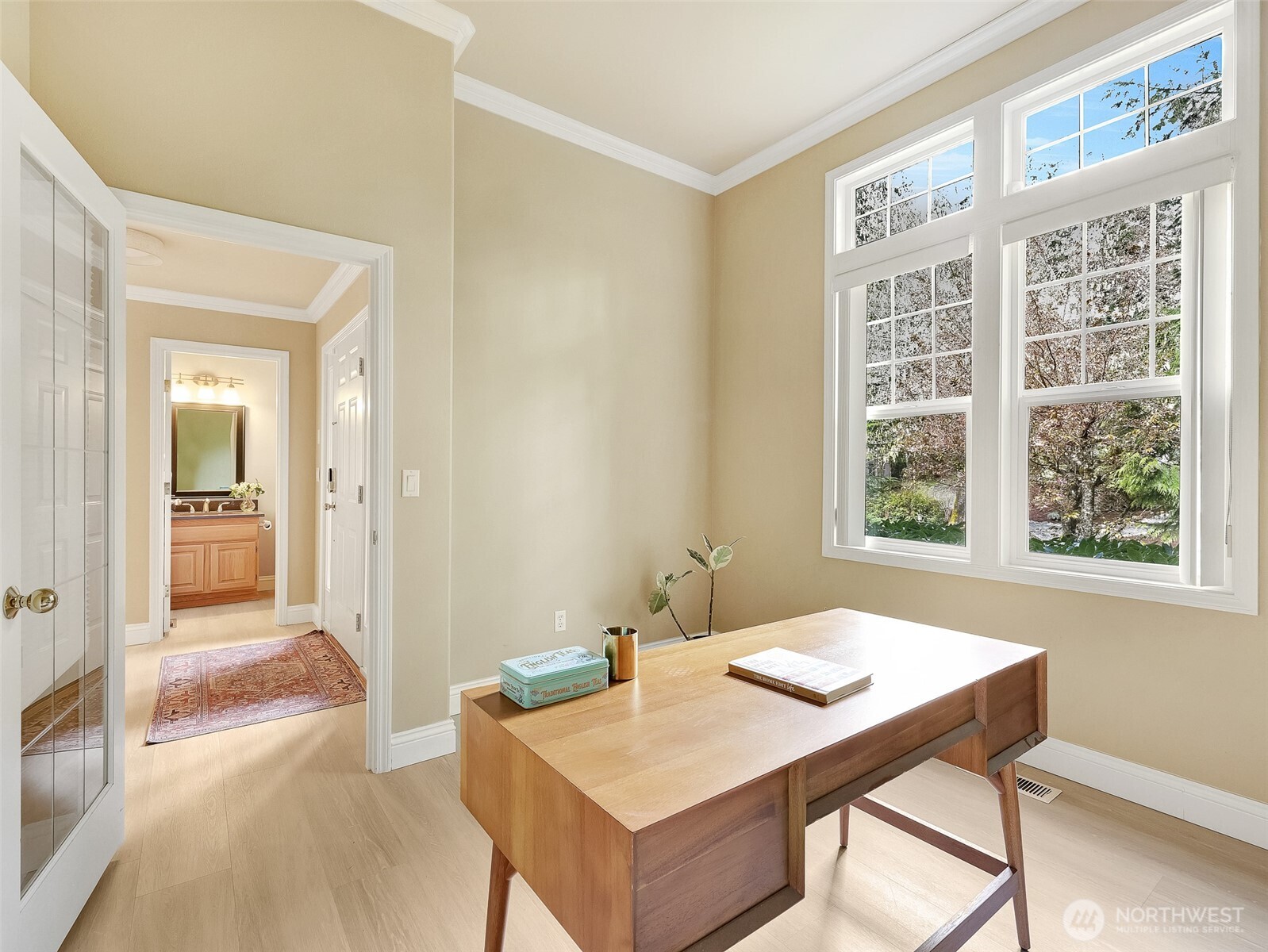 21745 NE 181st Place , Woodinville, WA 98077