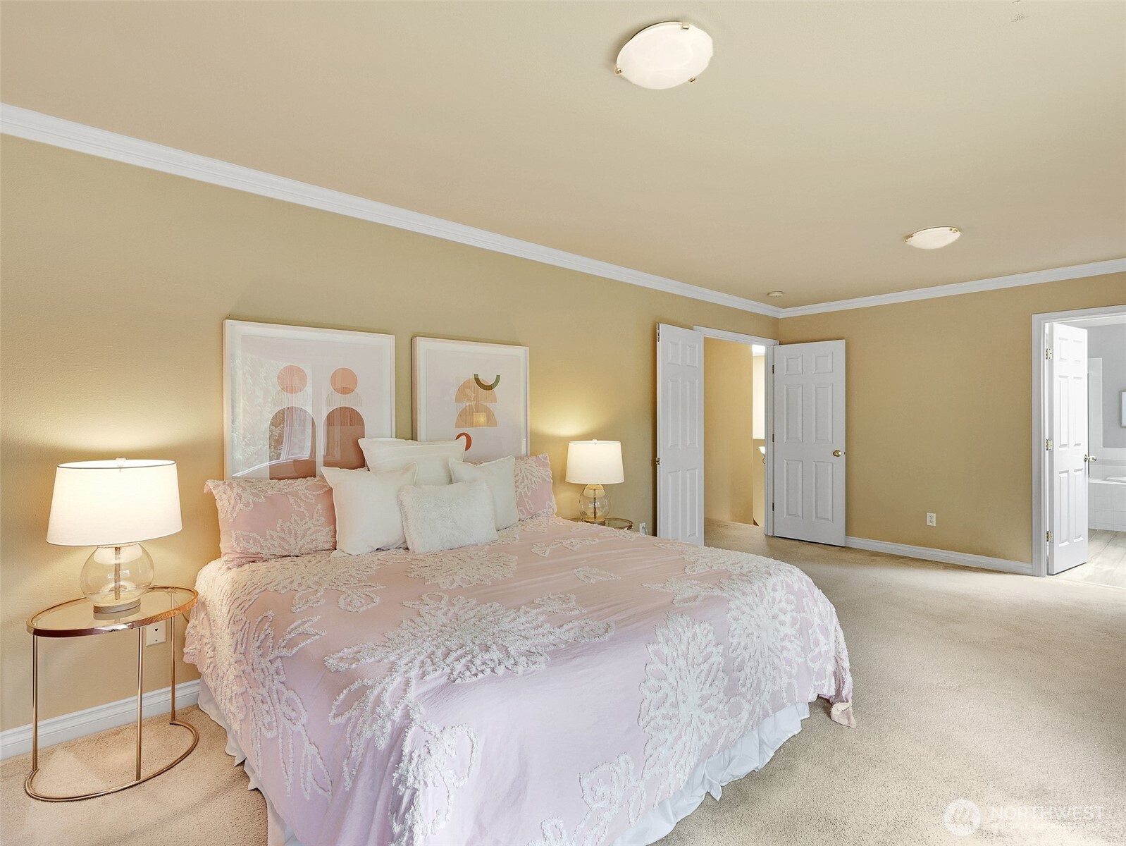 21745 NE 181st Place , Woodinville, WA 98077