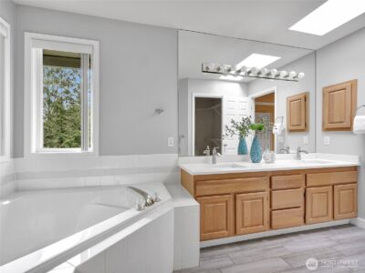 21745 NE 181st Place , Woodinville, WA 98077 - Photo 25