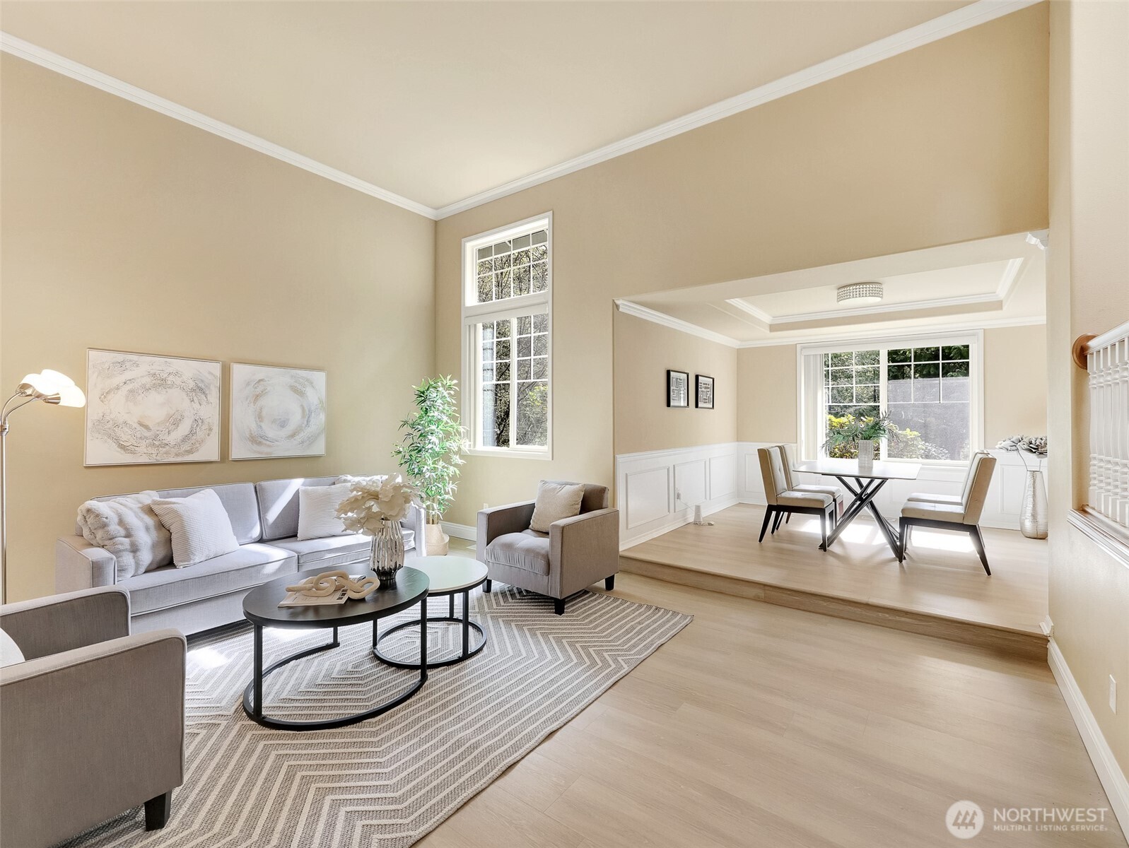 21745 NE 181st Place , Woodinville, WA 98077