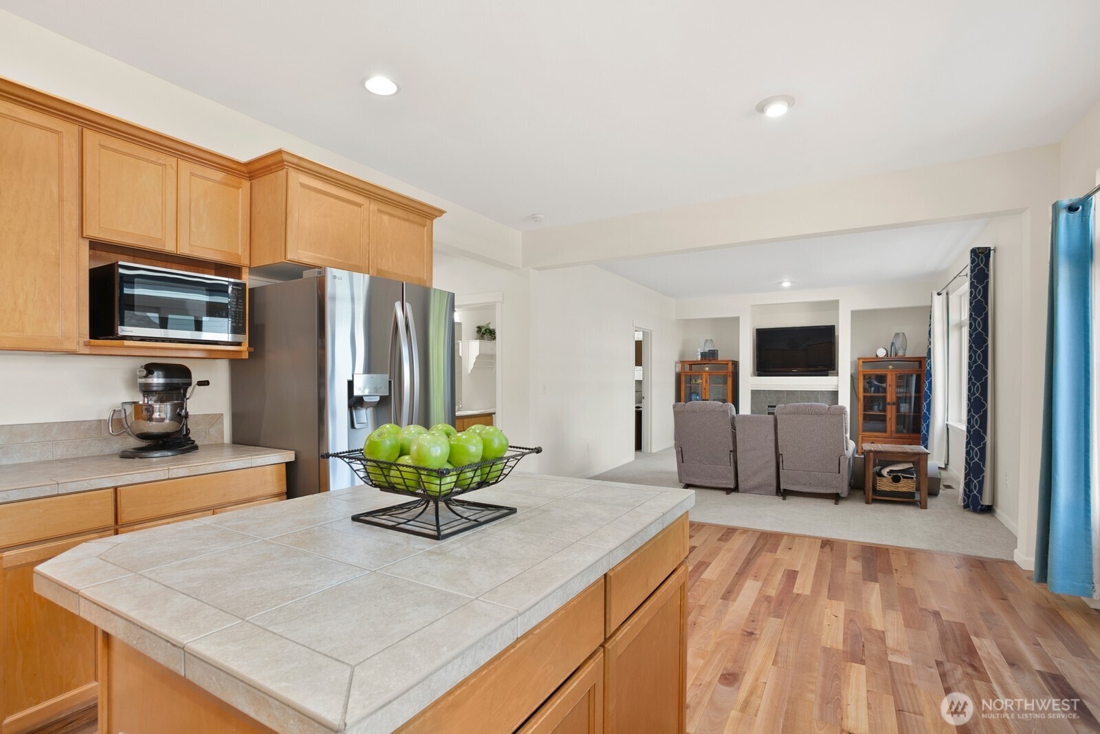 14625 Meridian Drive SE, Lynnwood, WA 98087-6734