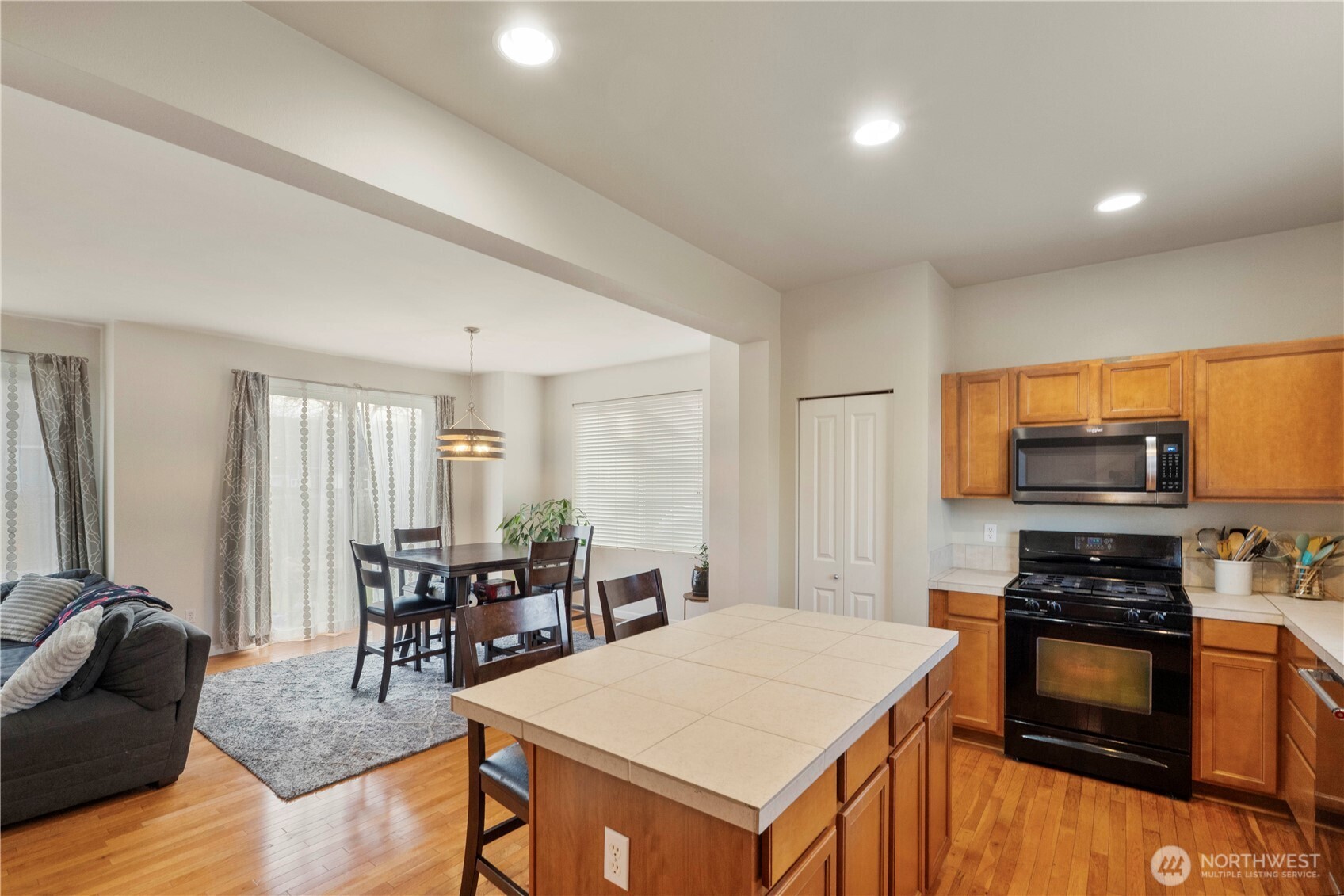 1346 32nd Place NE, Auburn, WA 98002