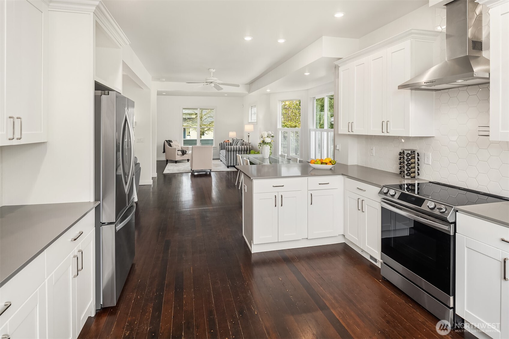 227 29th Avenue E, Seattle, WA 98112-4810