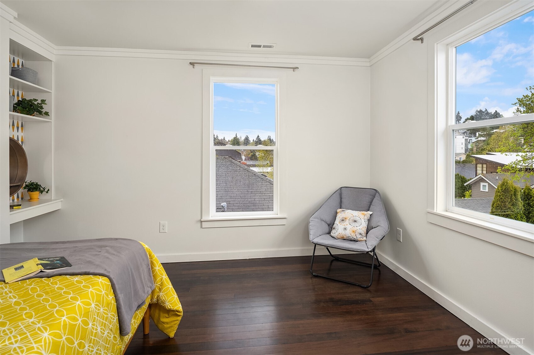 227 29th Avenue E, Seattle, WA 98112-4810