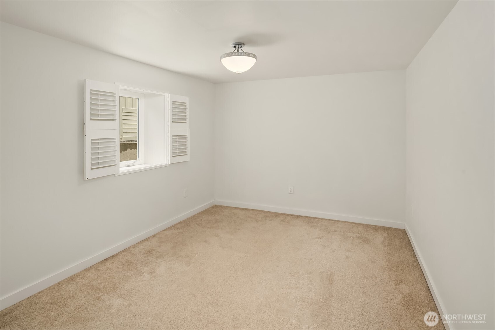 227 29th Avenue E, Seattle, WA 98112-4810