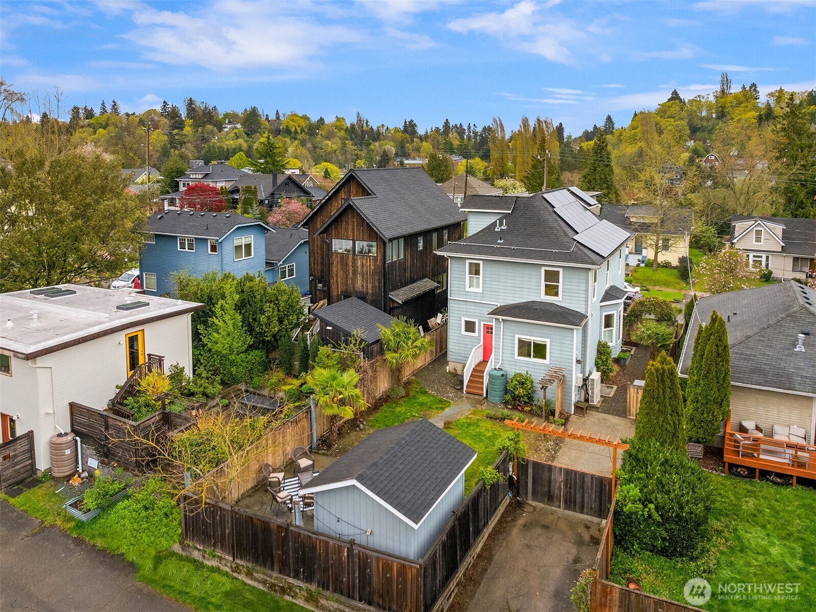 227 29th Avenue E, Seattle, WA 98112-4810
