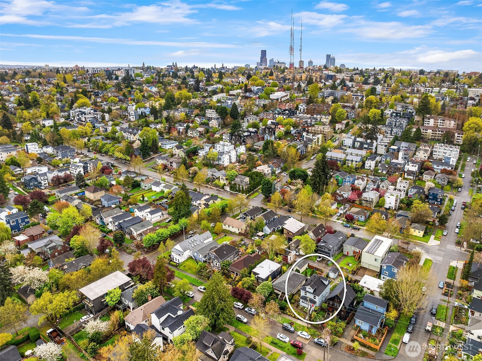 227 29th Avenue E, Seattle, WA 98112-4810