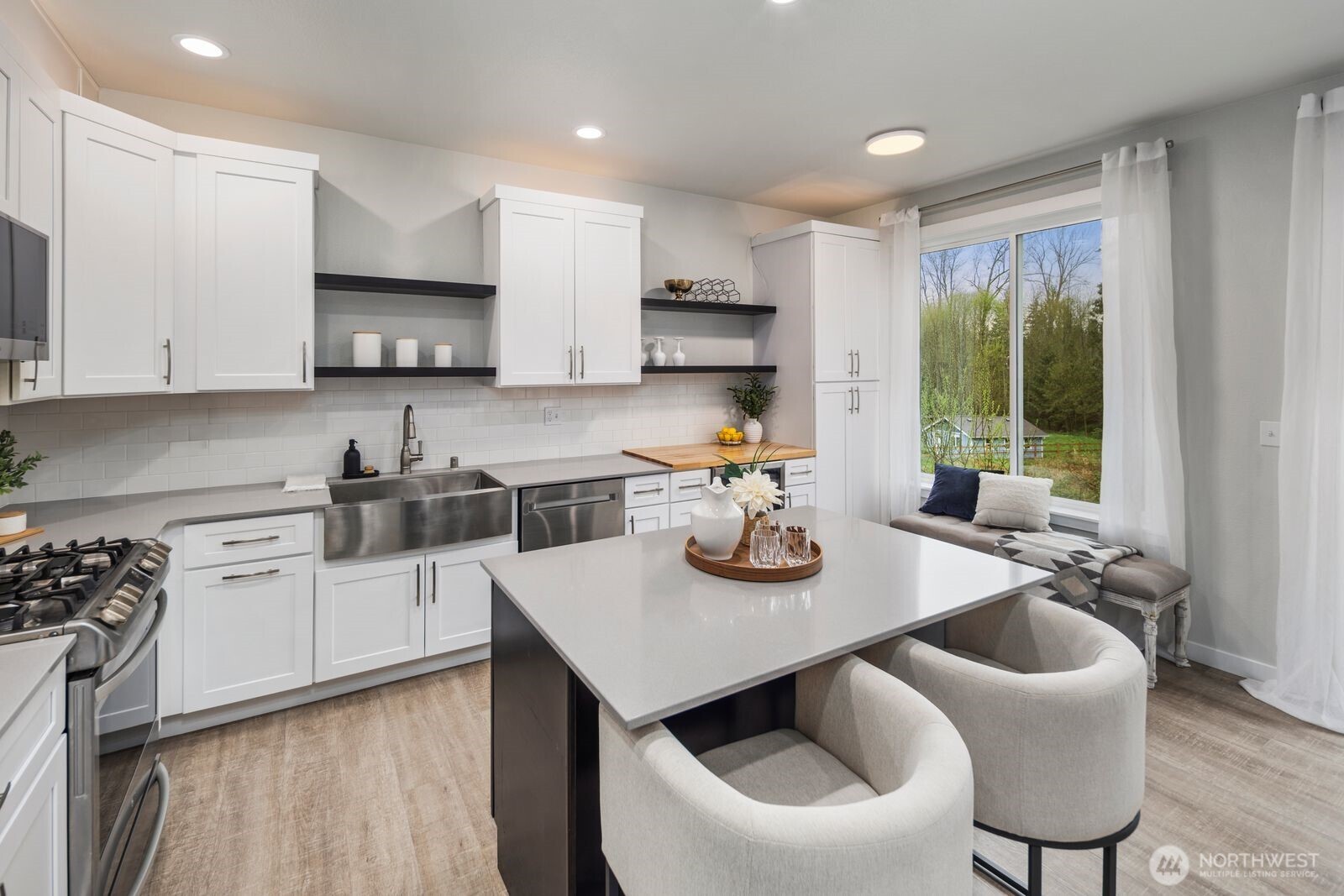2720 Callow Road #B, Lake Stevens, WA 98258