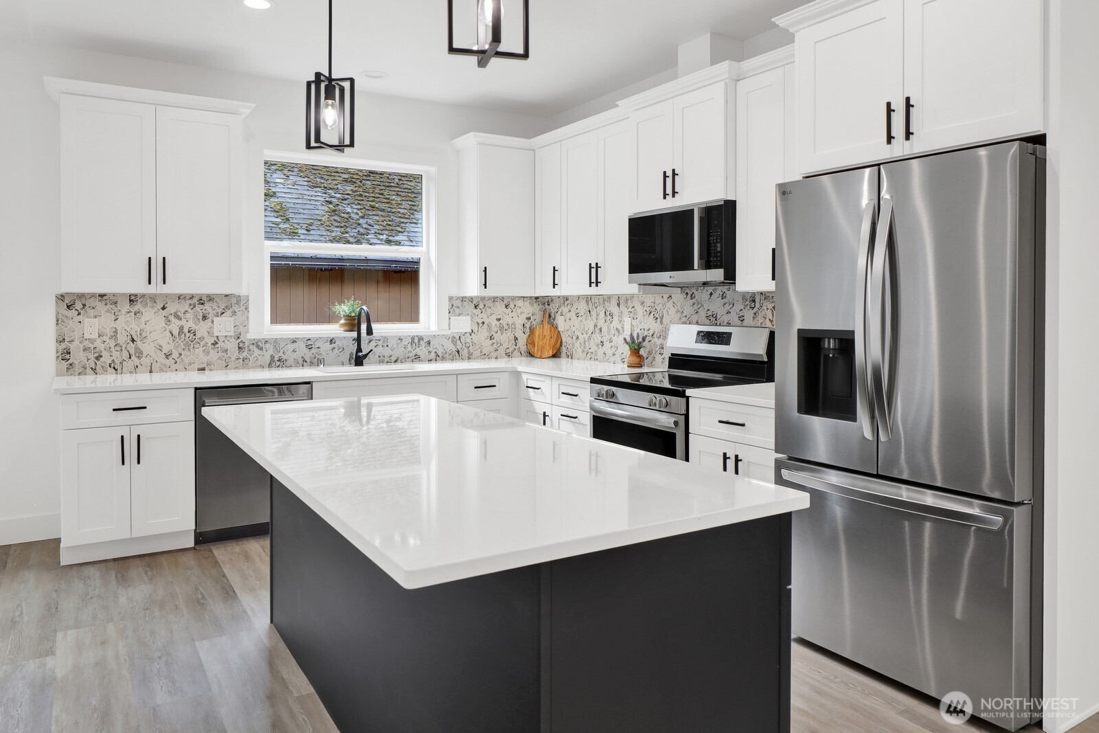 8679 Bell Court , Maple Falls, WA 98266