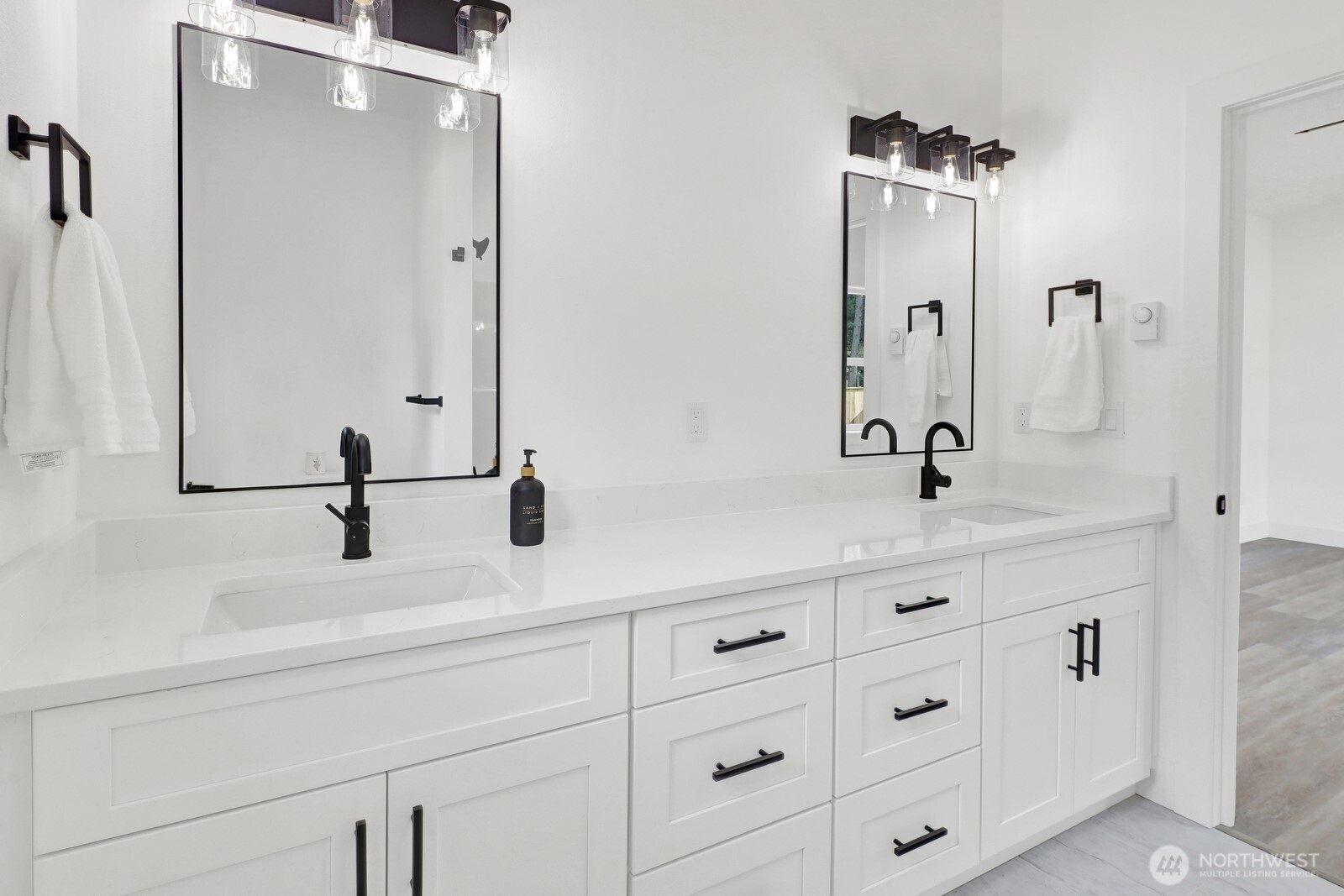 8679 Bell Court , Maple Falls, WA 98266
