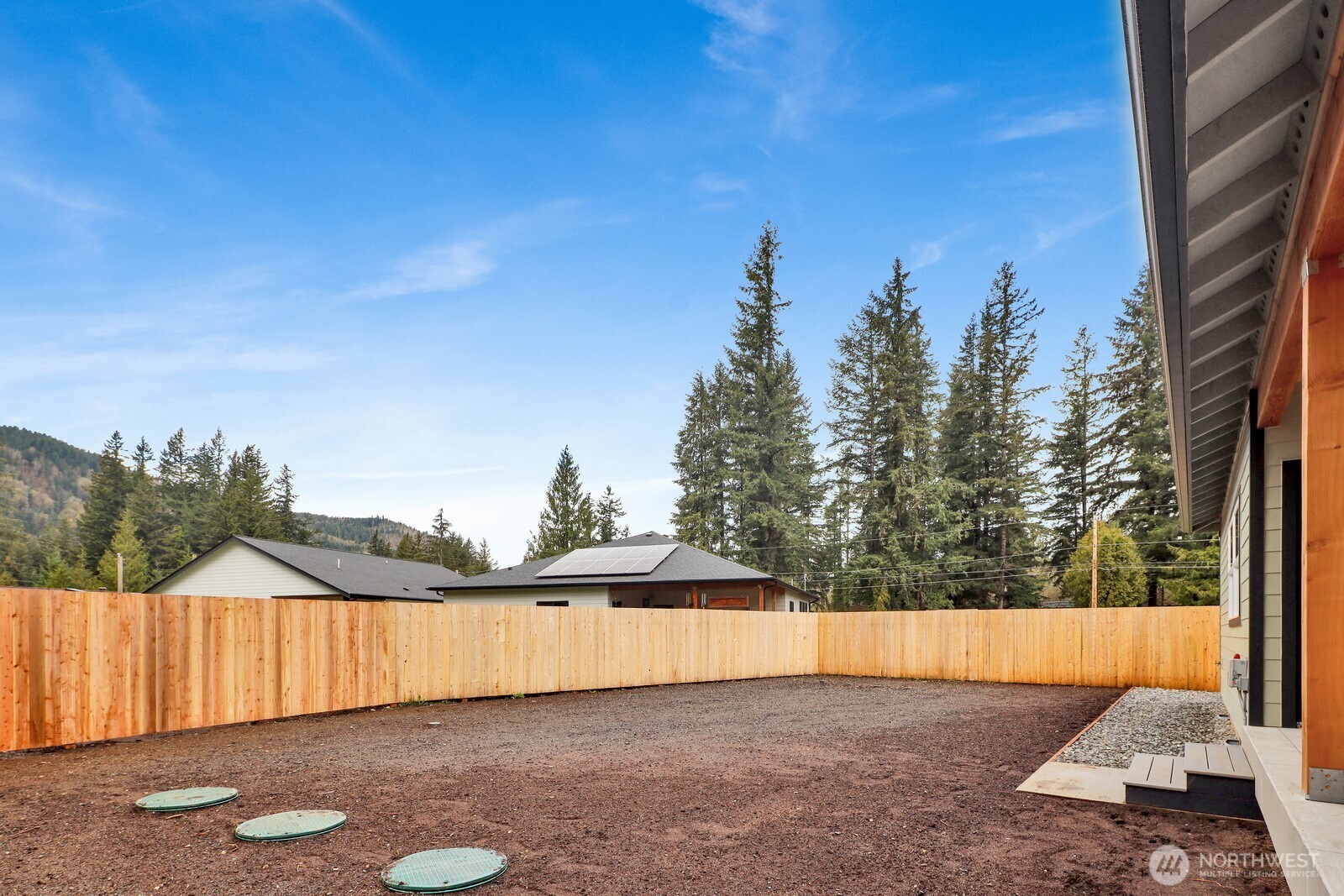 8679 Bell Court , Maple Falls, WA 98266