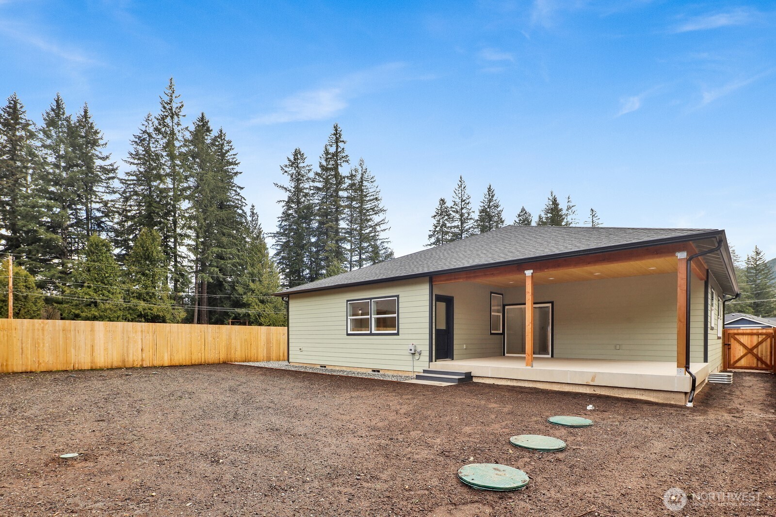 8679 Bell Court , Maple Falls, WA 98266
