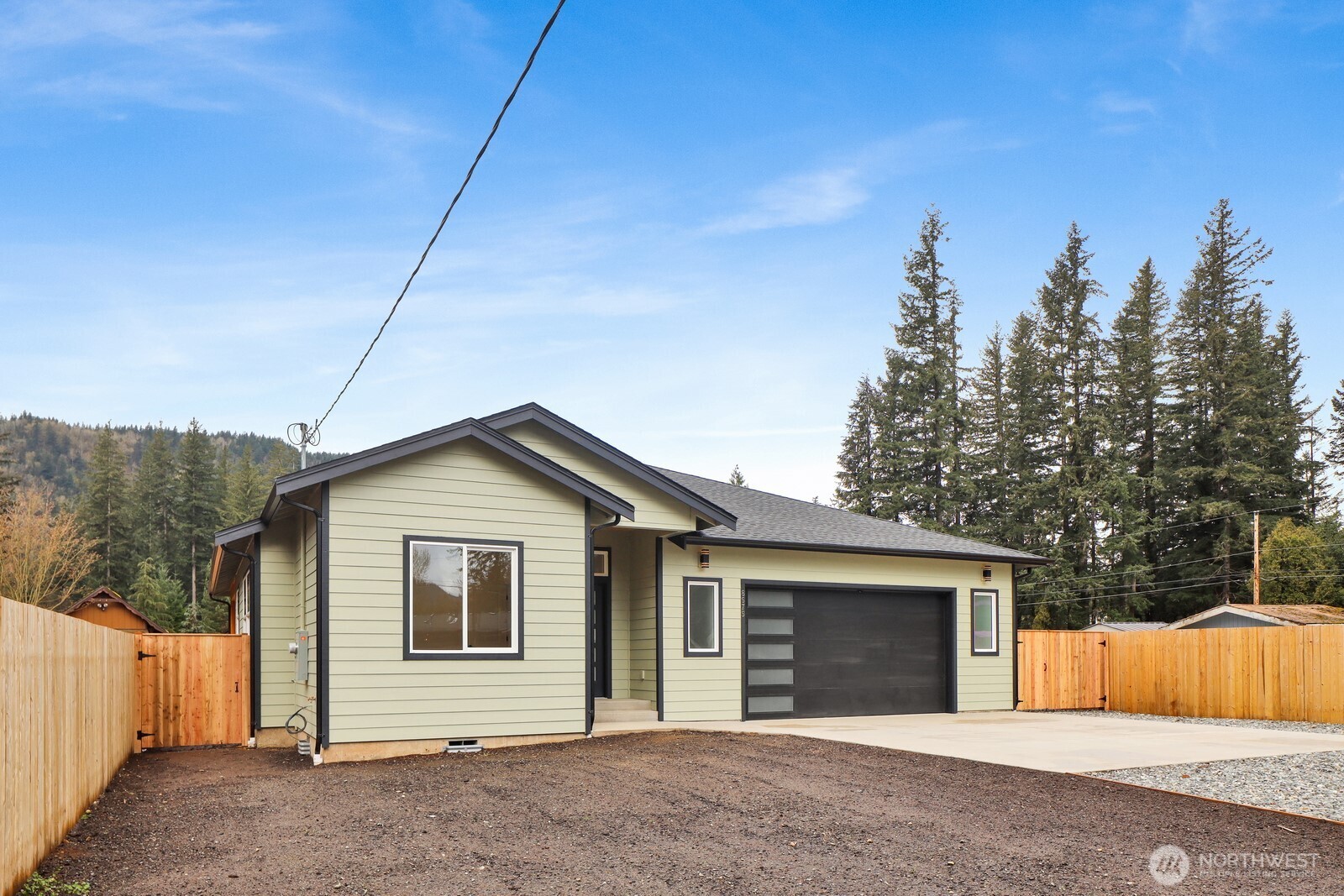 8679 Bell Court , Maple Falls, WA 98266