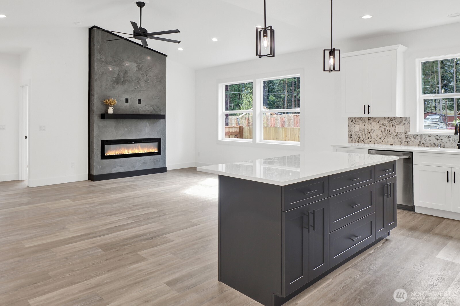 8679 Bell Court , Maple Falls, WA 98266