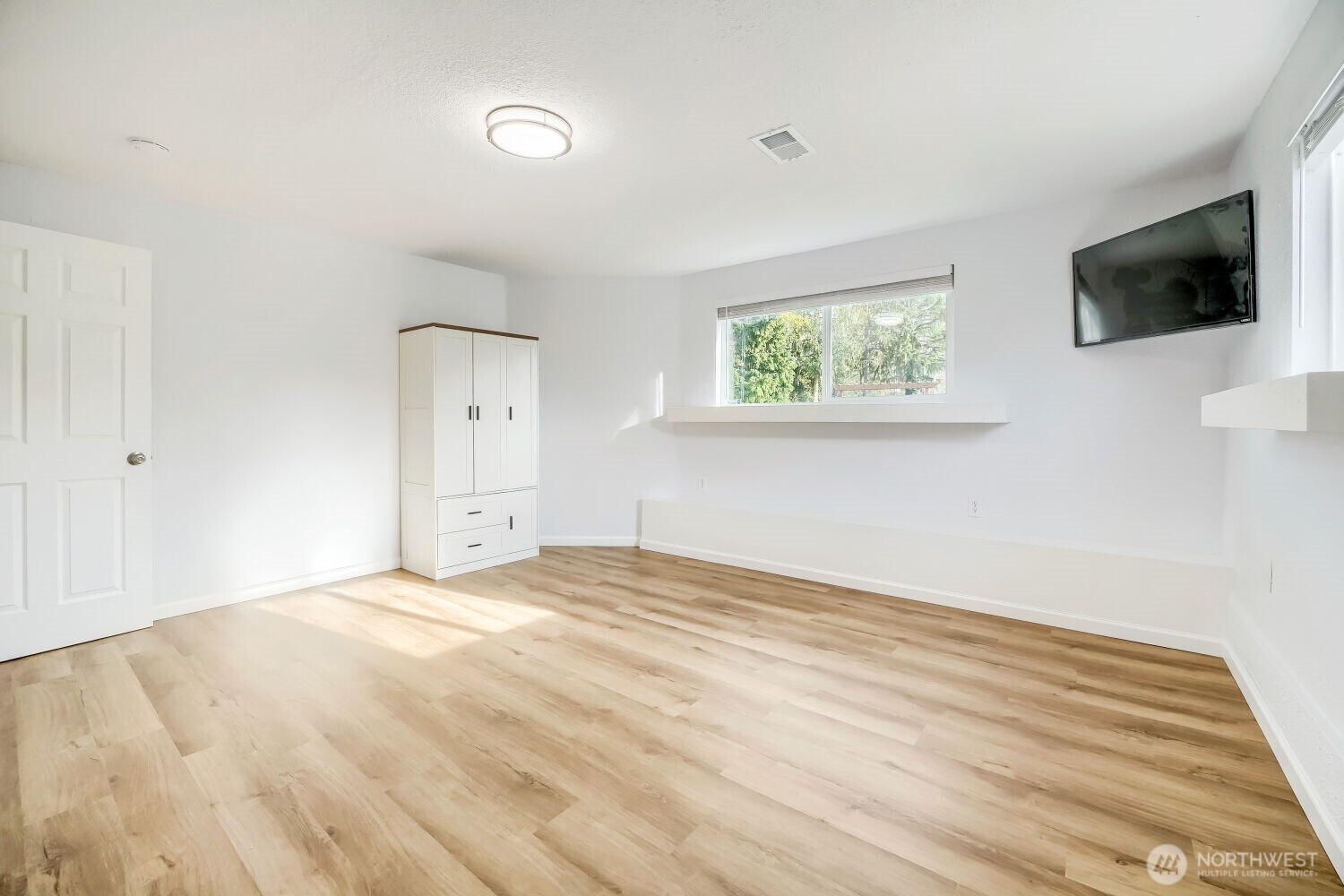 12045 SE 210th Street , Kent, WA 98031