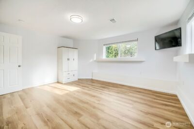 12045 SE 210th Street , Kent, WA 98031 - Photo 11