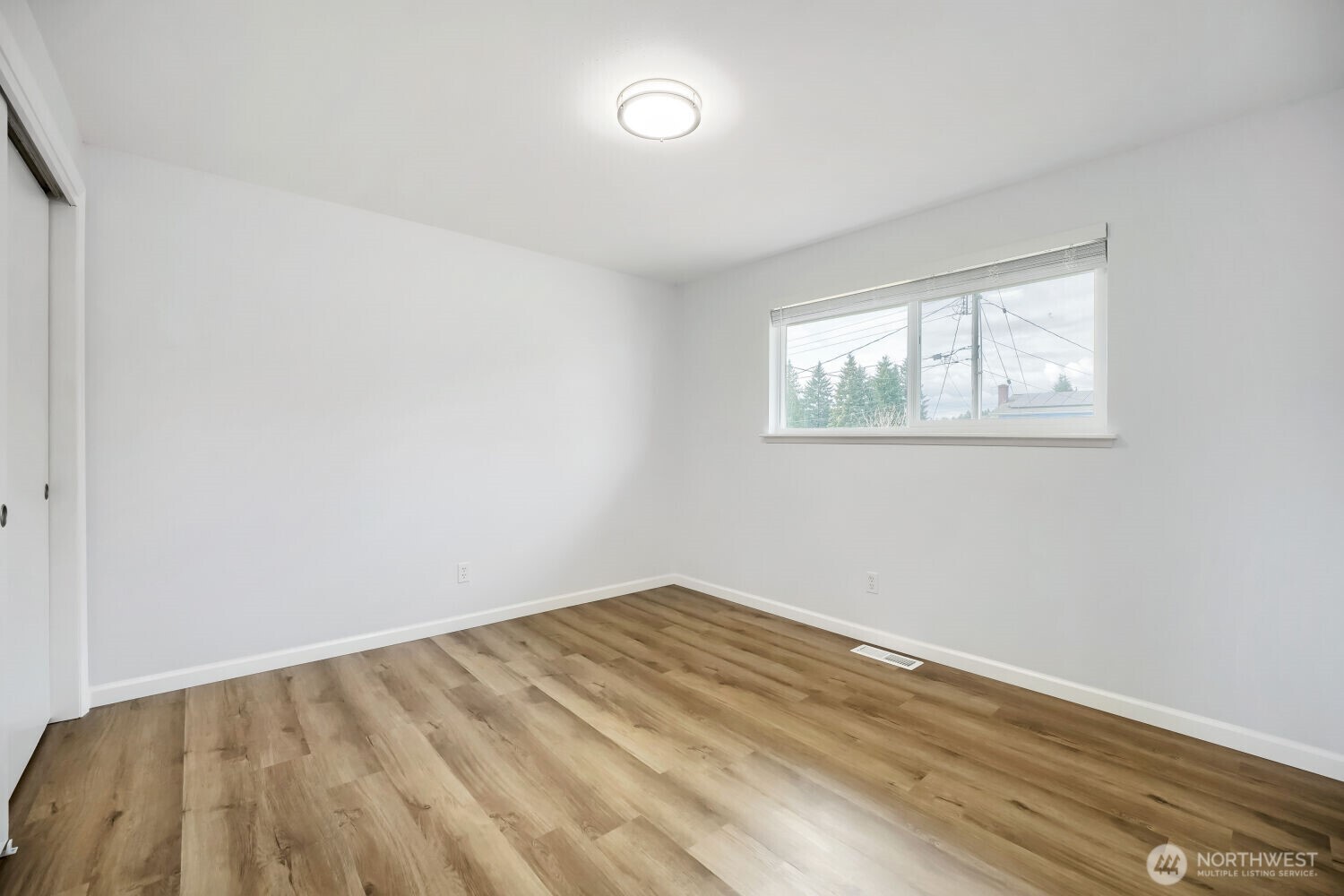 12045 SE 210th Street , Kent, WA 98031