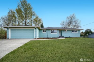 12045 SE 210th Street , Kent, WA 98031 - Photo 2