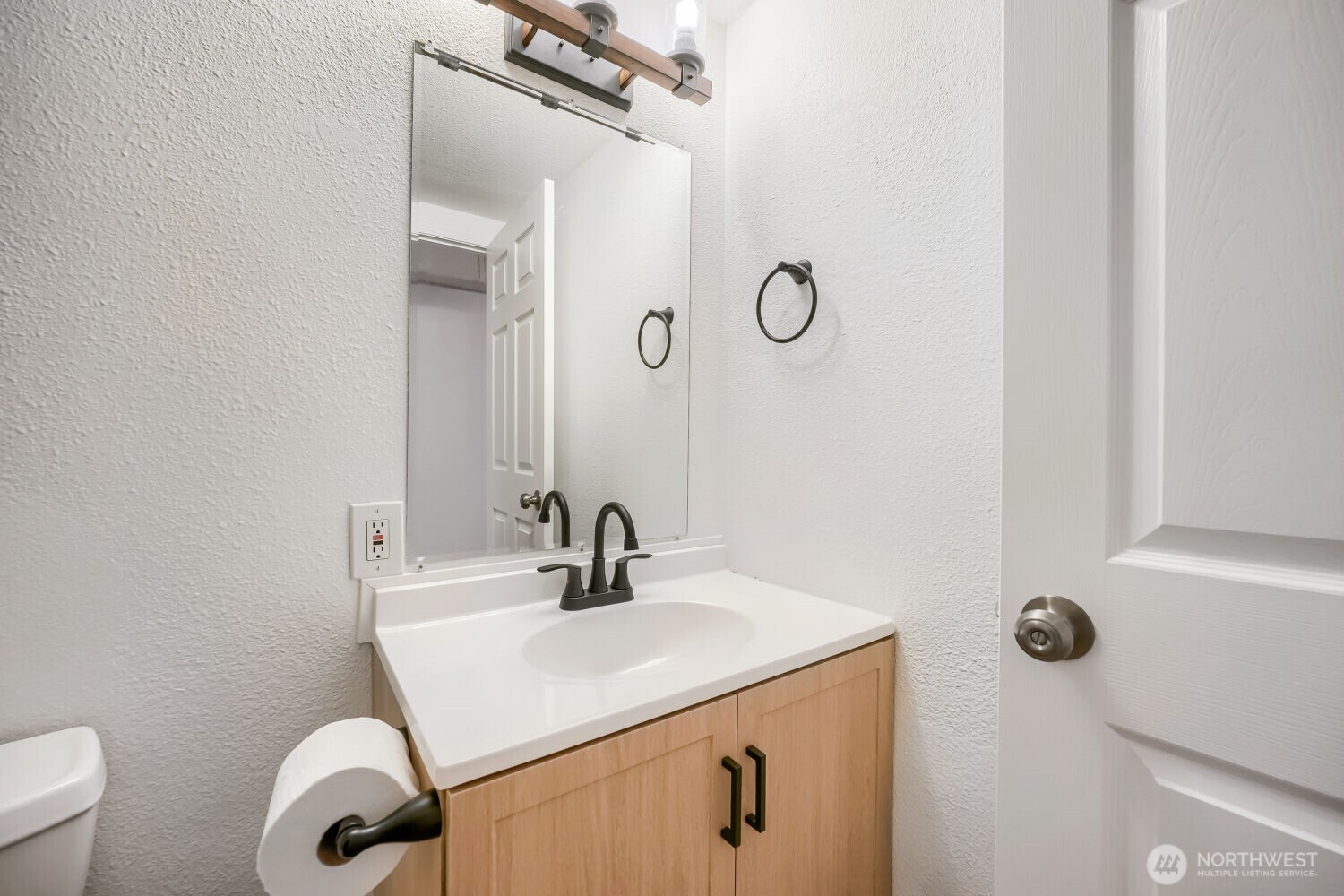 12045 SE 210th Street , Kent, WA 98031