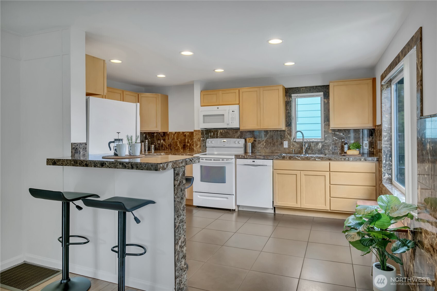 9431 21st Avenue SW, Seattle, WA 98106-2613