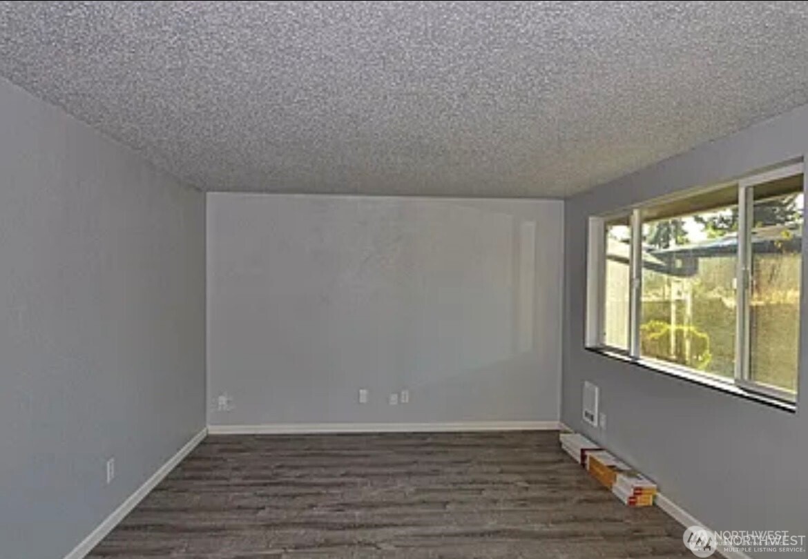 3703 S Manitou , Tacoma, WA 98409