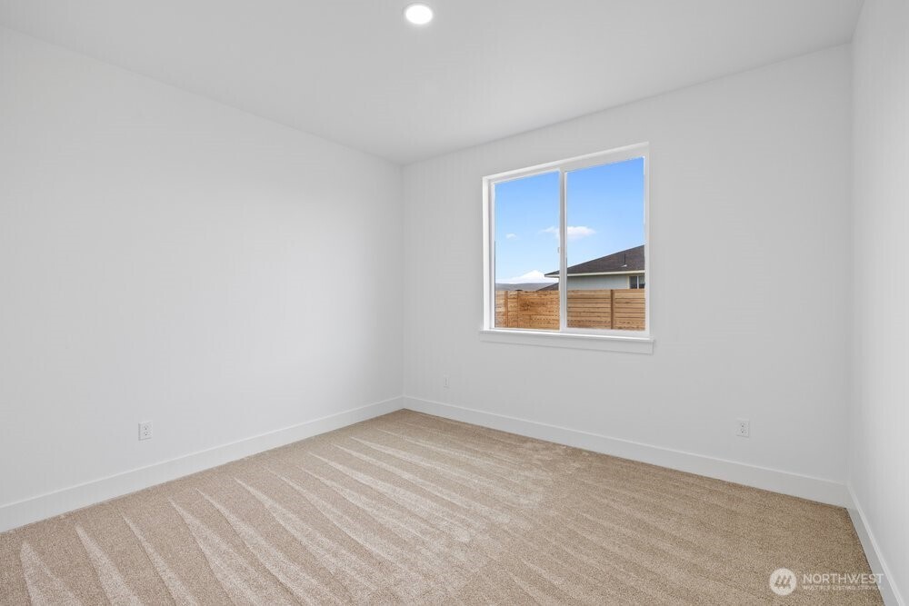 334 Spring Circle SW, Mattawa, WA 99349