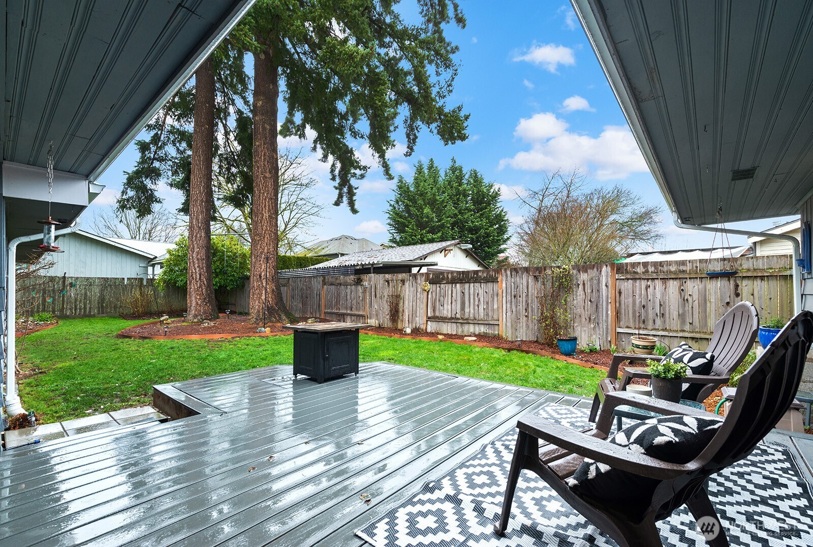 4902 NE 7th Place , Renton, WA 98059