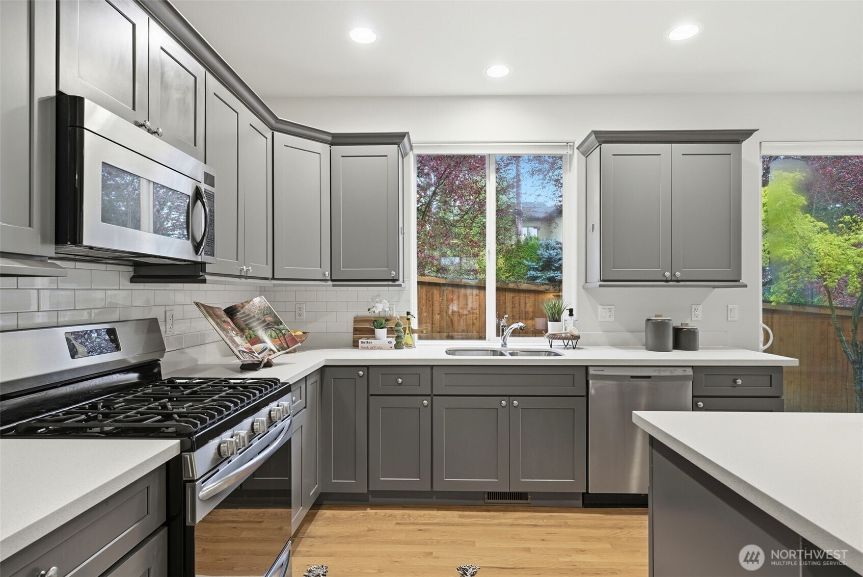 11914 82nd Place NE, Kirkland, WA 98034