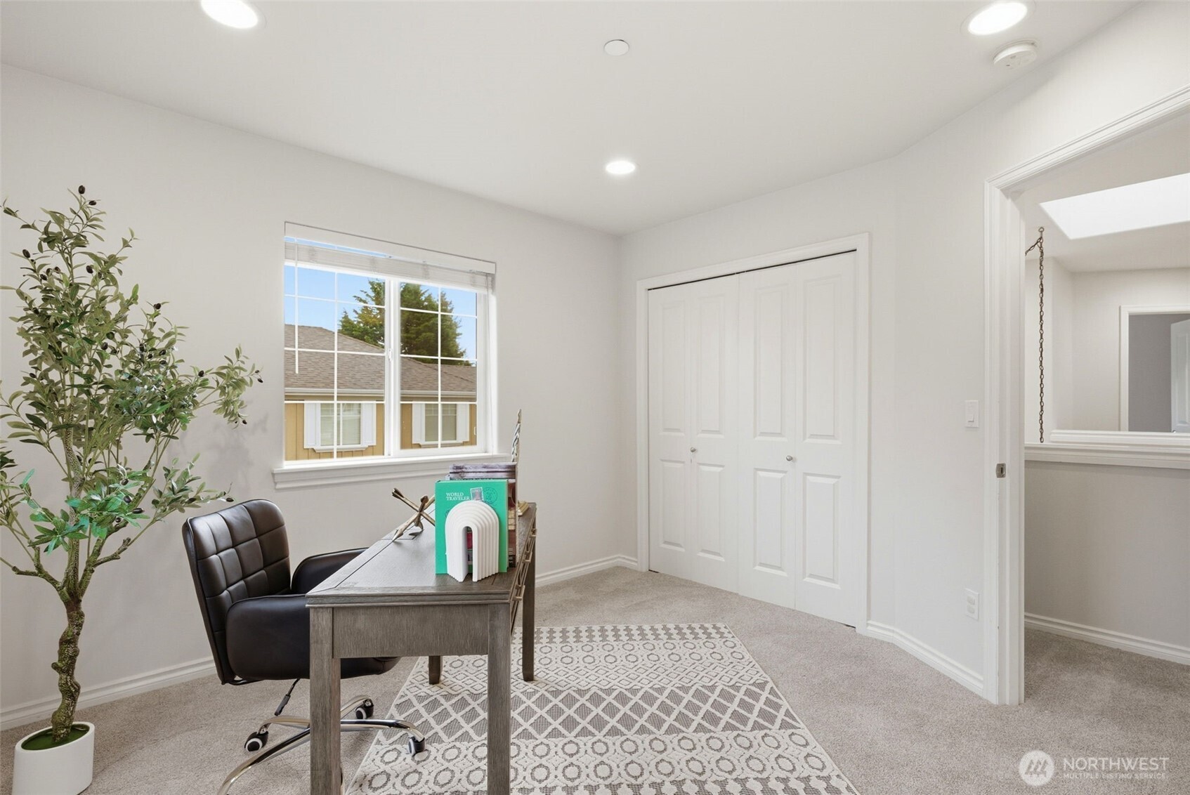 11914 82nd Place NE, Kirkland, WA 98034
