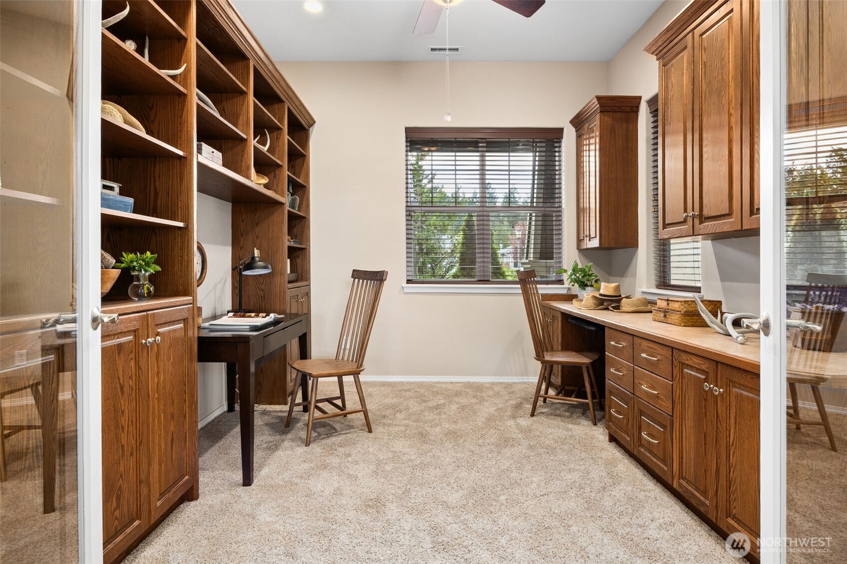 8633 Bainbridge Loop NE, Lacey, WA 98516