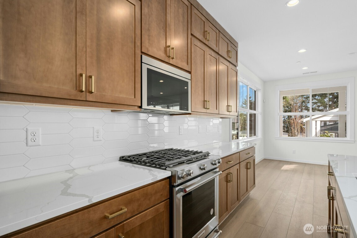 13426 NE 112th Place , Redmond, WA 98052