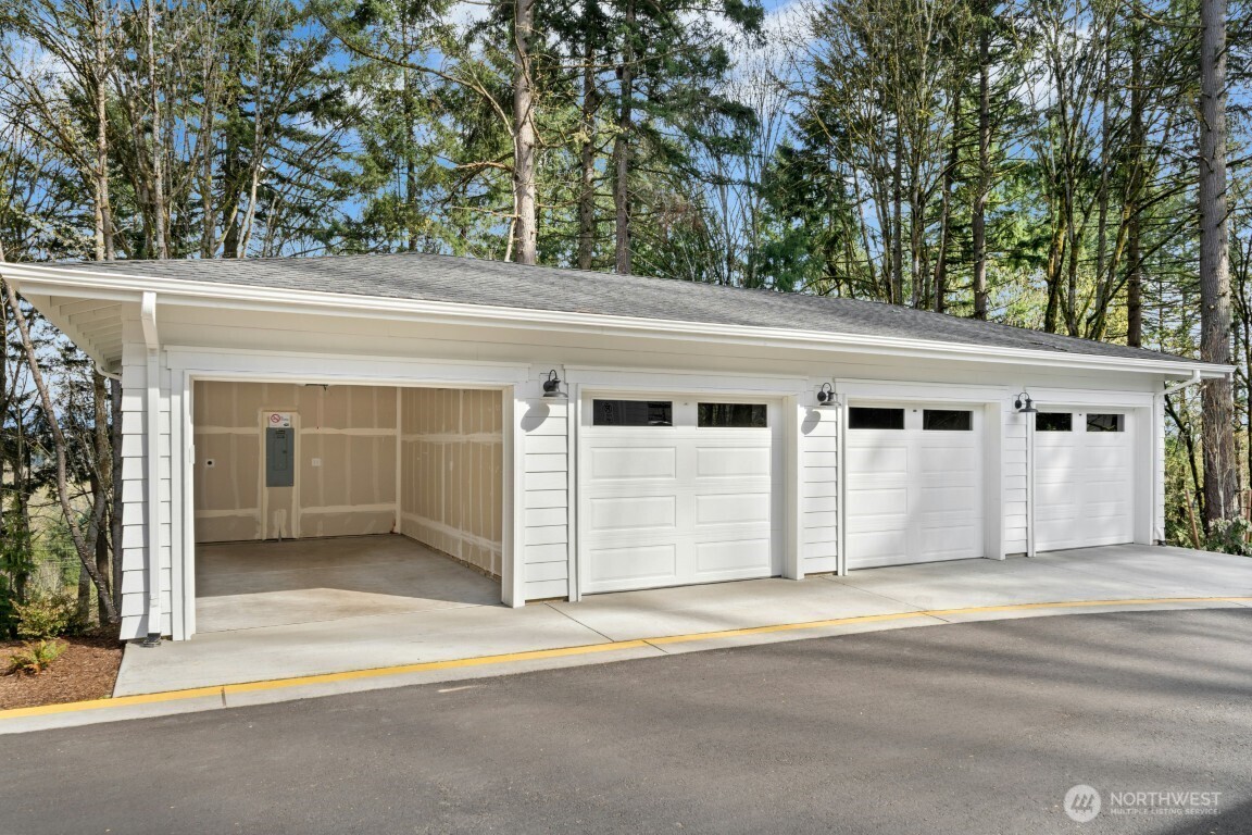 13426 NE 112th Place , Redmond, WA 98052