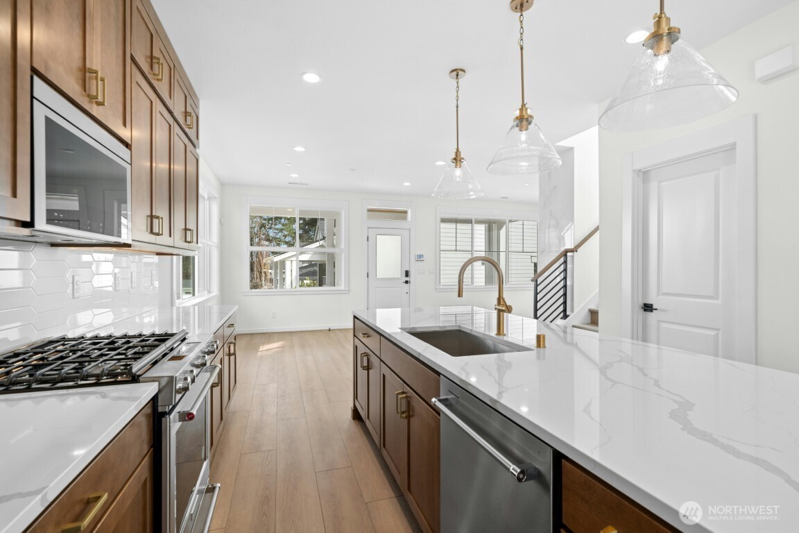 13426 NE 112th Place , Redmond, WA 98052