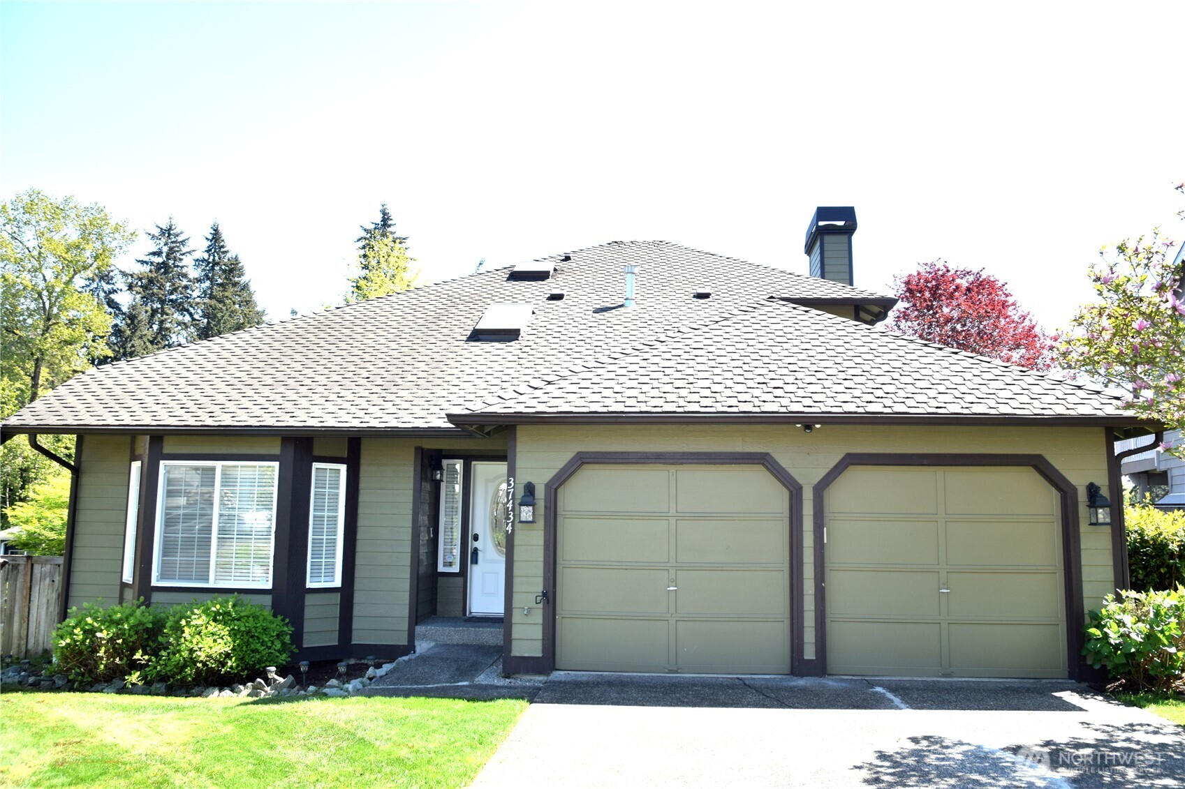 37434 18th Ave S, Federal Way, WA 98003