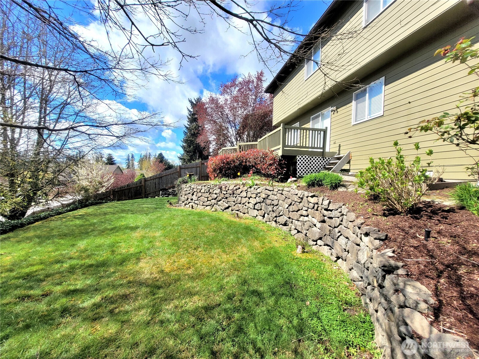 37434 18th Ave S, Federal Way, WA 98003
