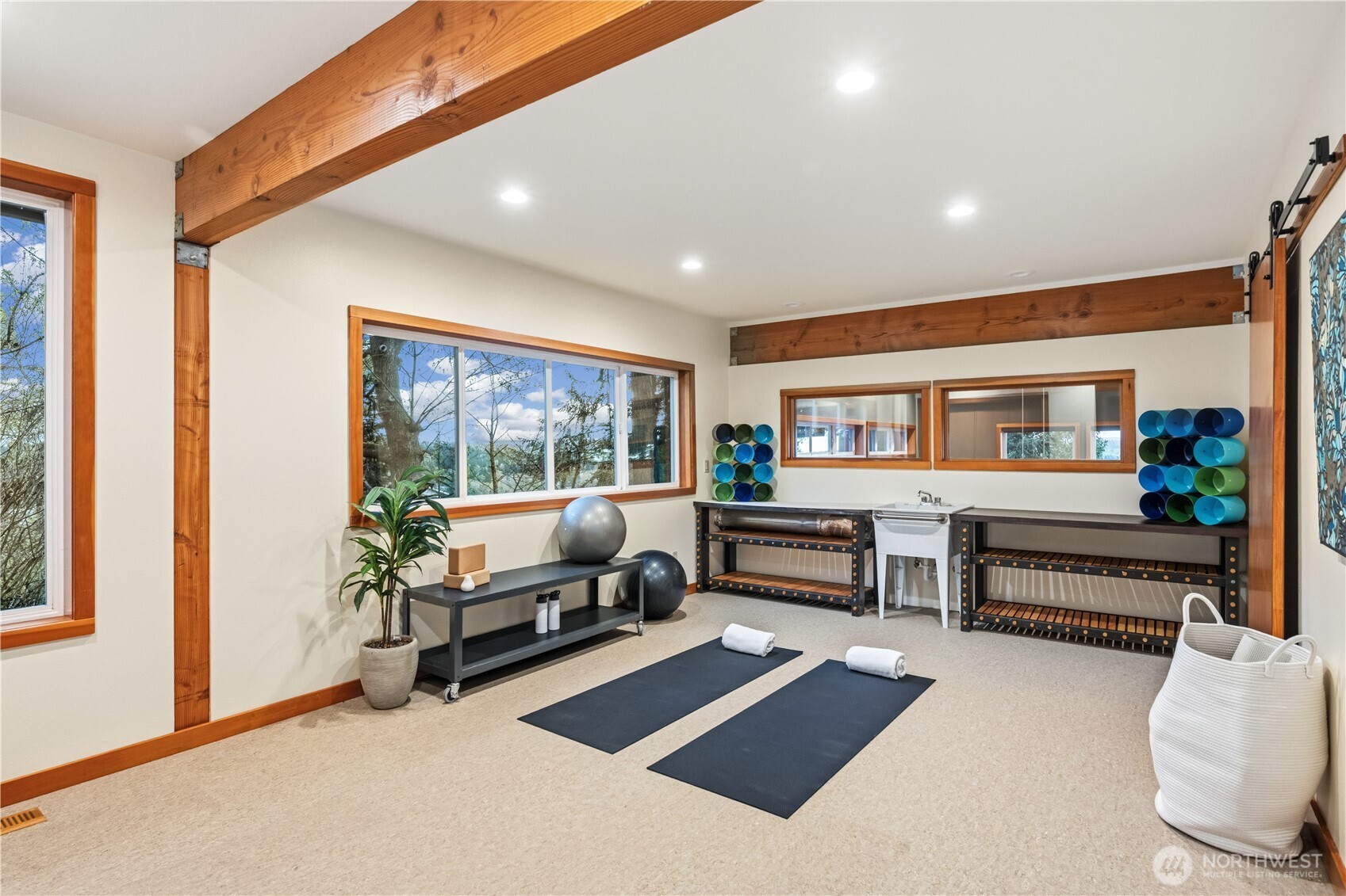 11818 89th Place NE, Kirkland, WA 98034