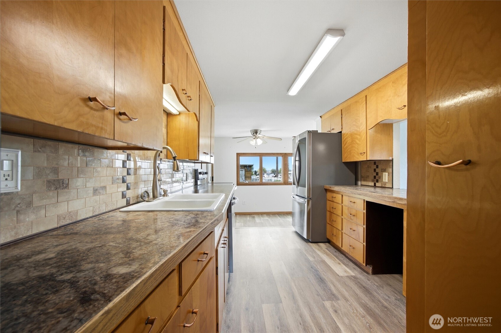 206 E Cedar St , Othello, WA 99344