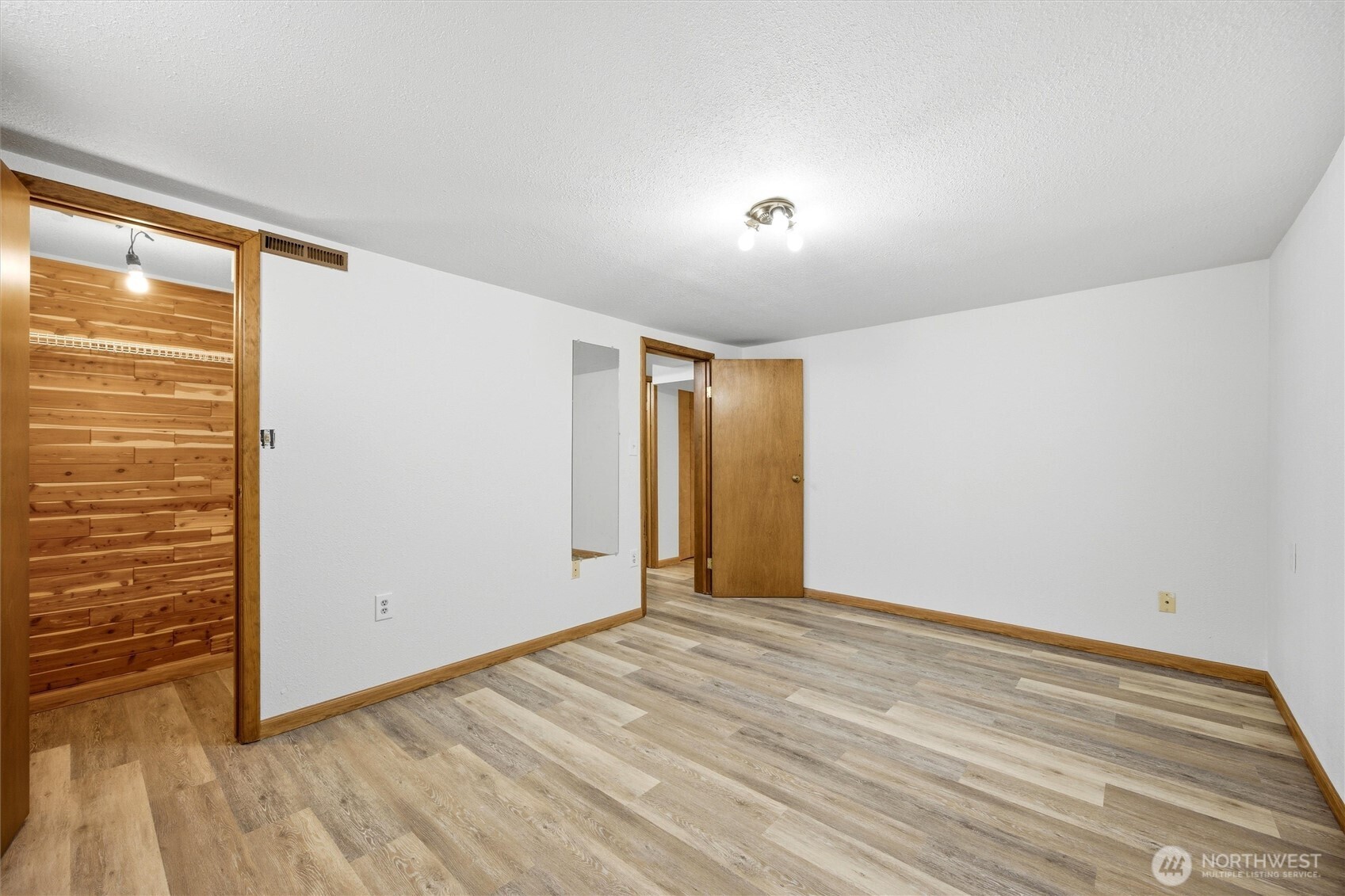 206 E Cedar St , Othello, WA 99344
