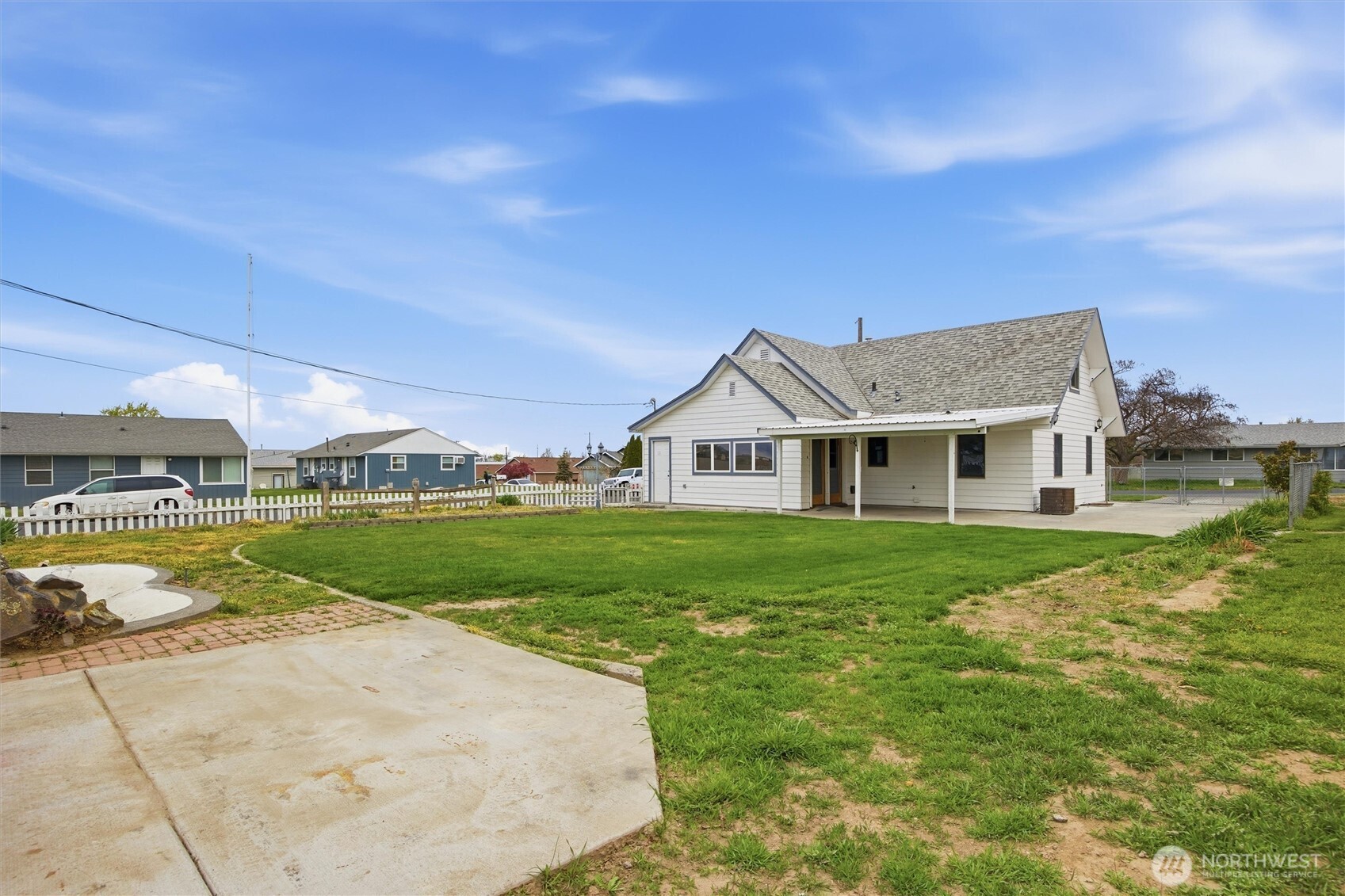 206 E Cedar St , Othello, WA 99344