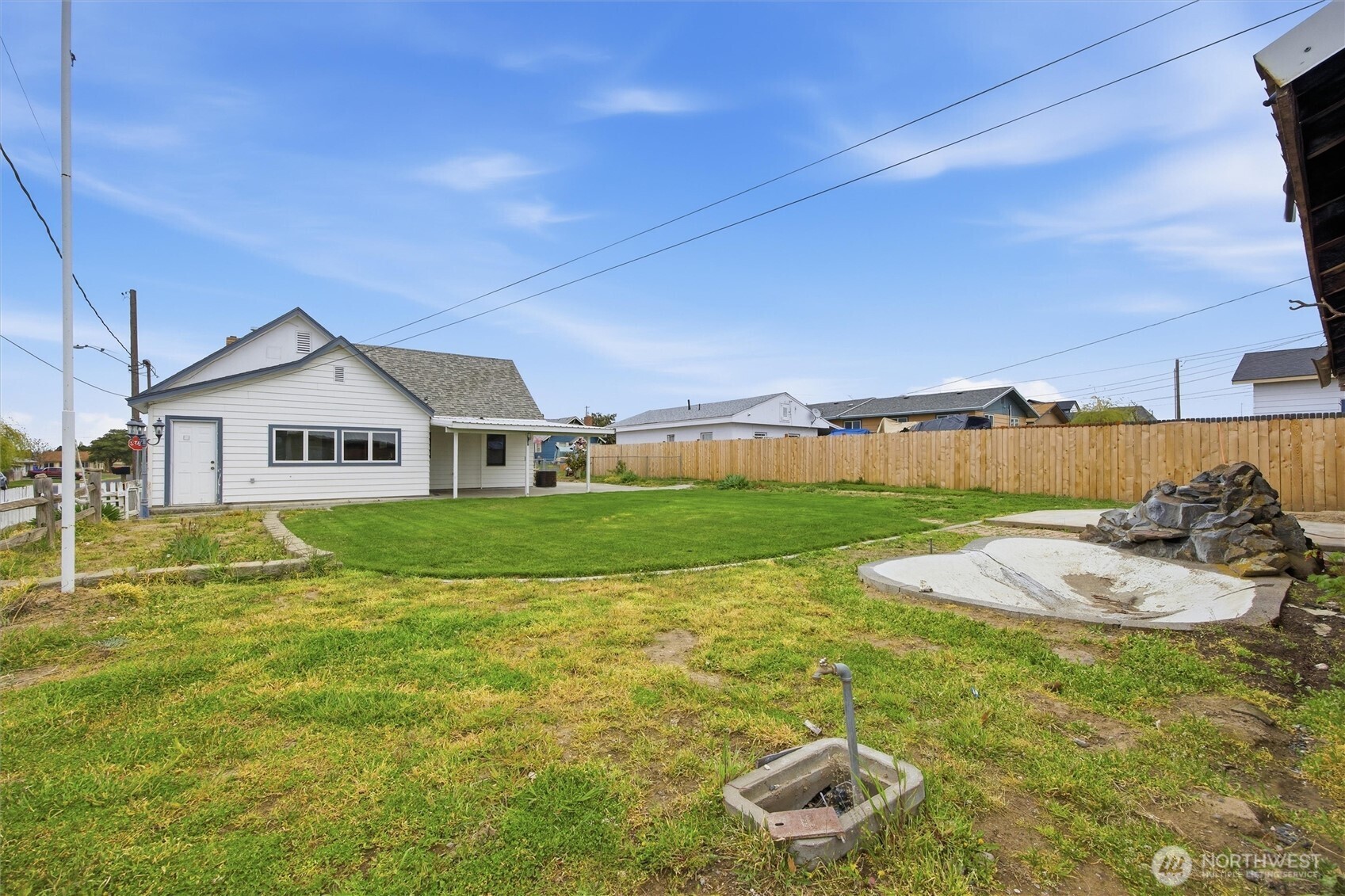 206 E Cedar St , Othello, WA 99344