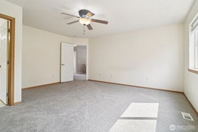 12302 160th Street E, Puyallup, WA 98374 - Photo 23