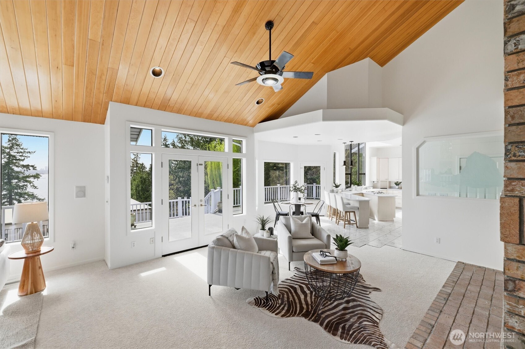 8825 NE 116th Place , Kirkland, WA 98034