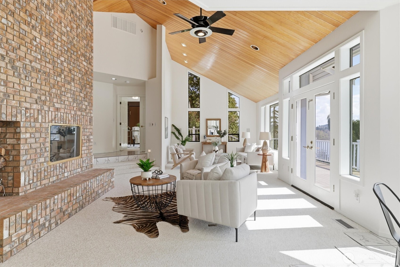 8825 NE 116th Place , Kirkland, WA 98034