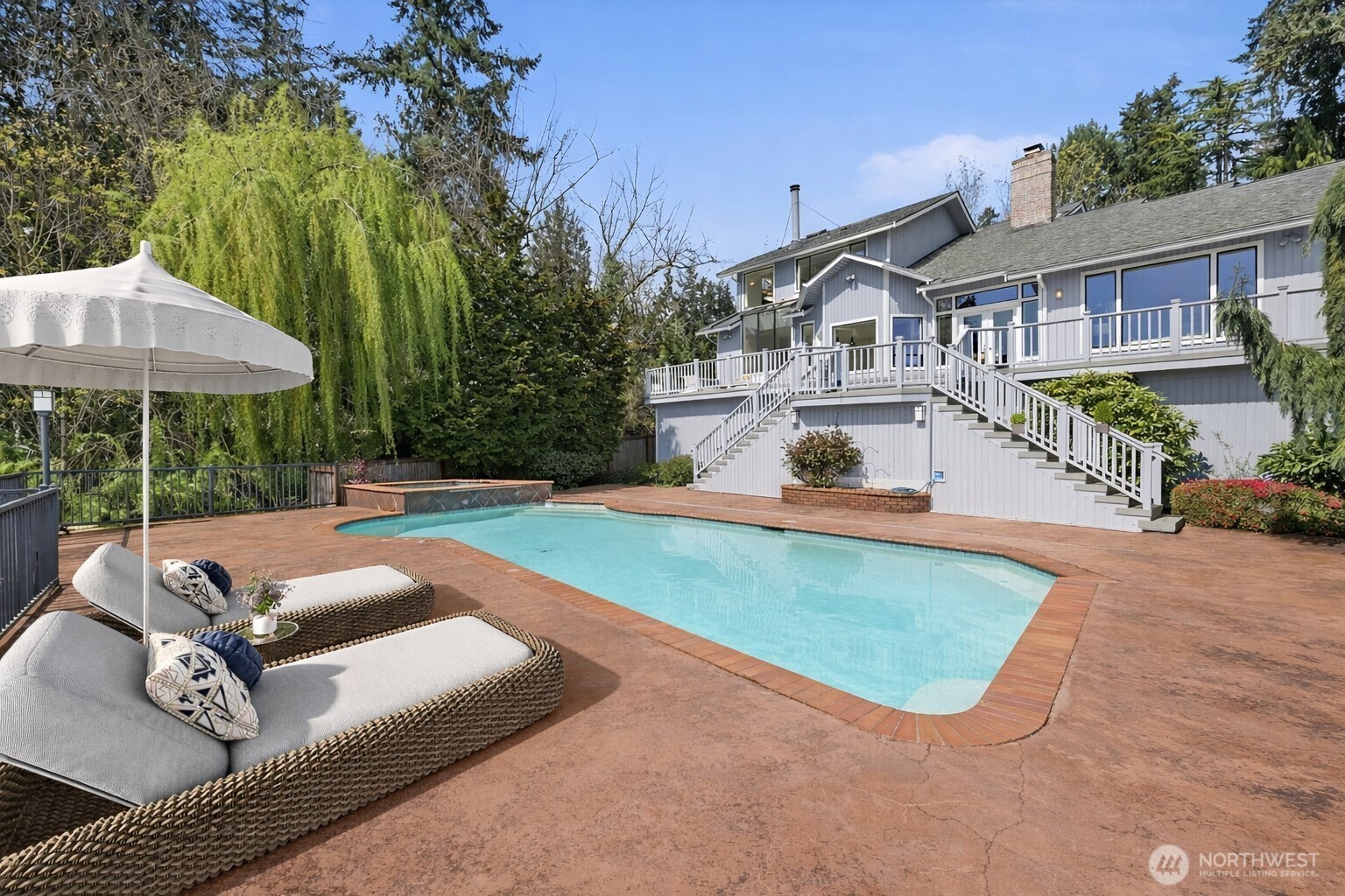 8825 NE 116th Place , Kirkland, WA 98034