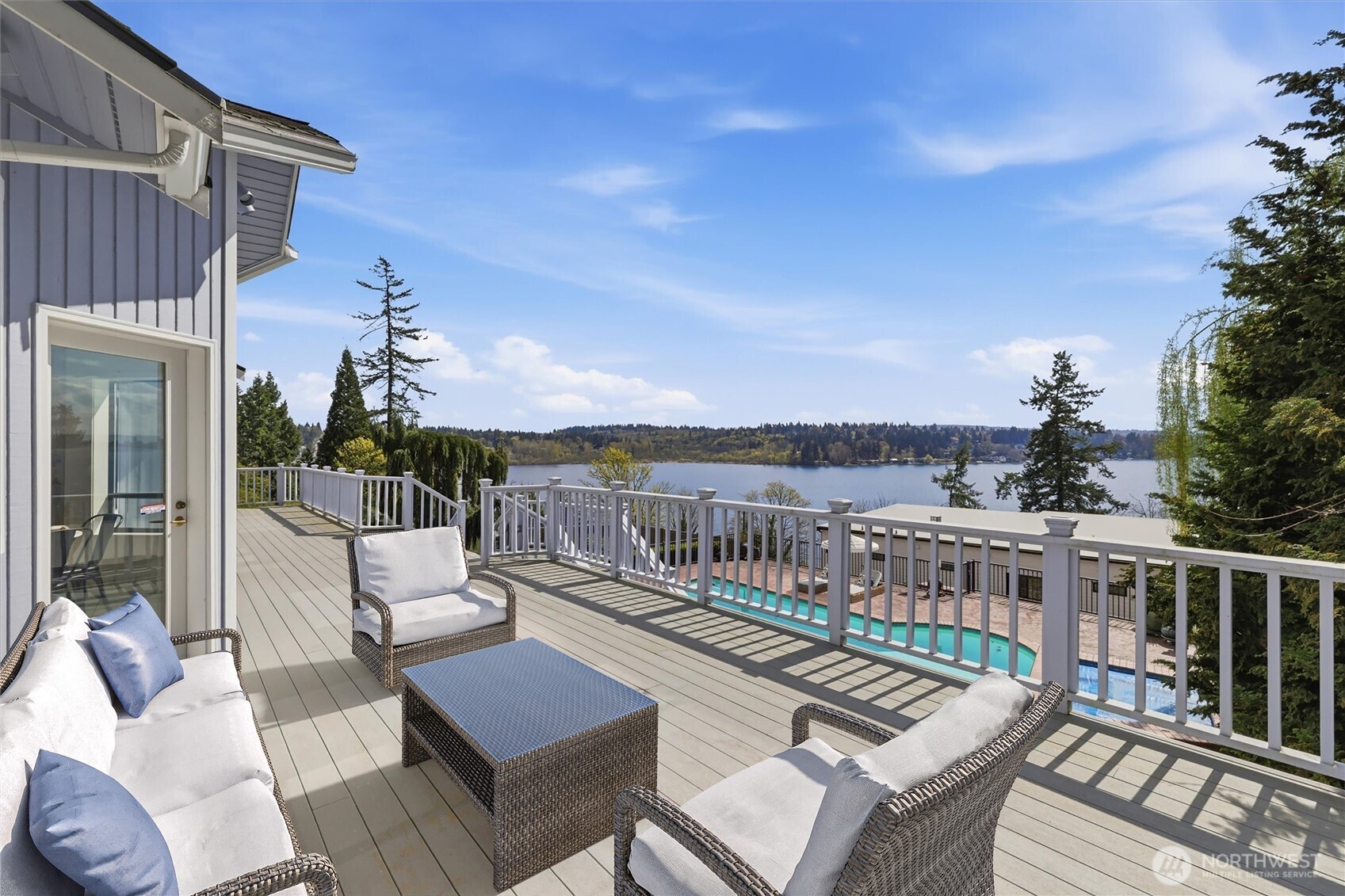 8825 NE 116th Place , Kirkland, WA 98034