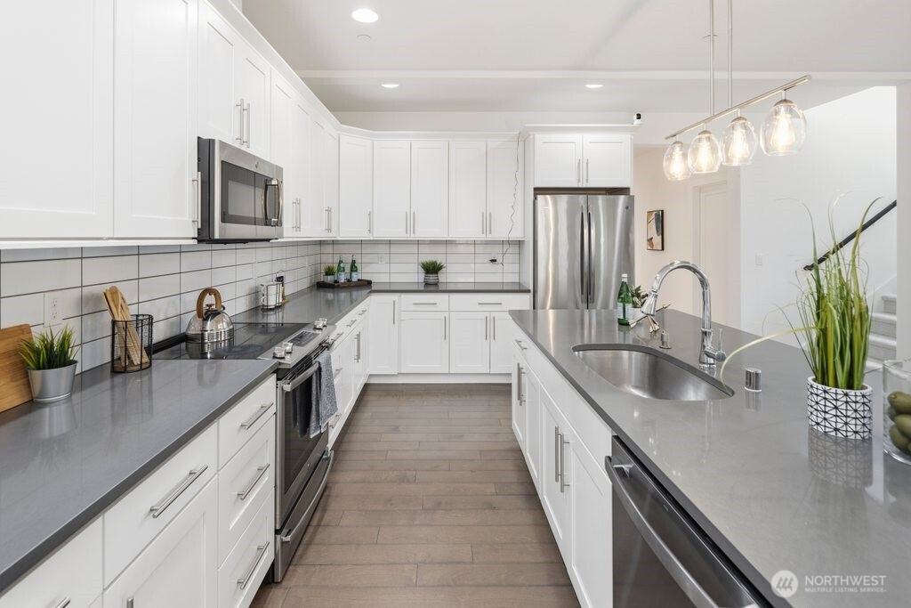 16431 Sylvester Road SW, Burien, WA 98166