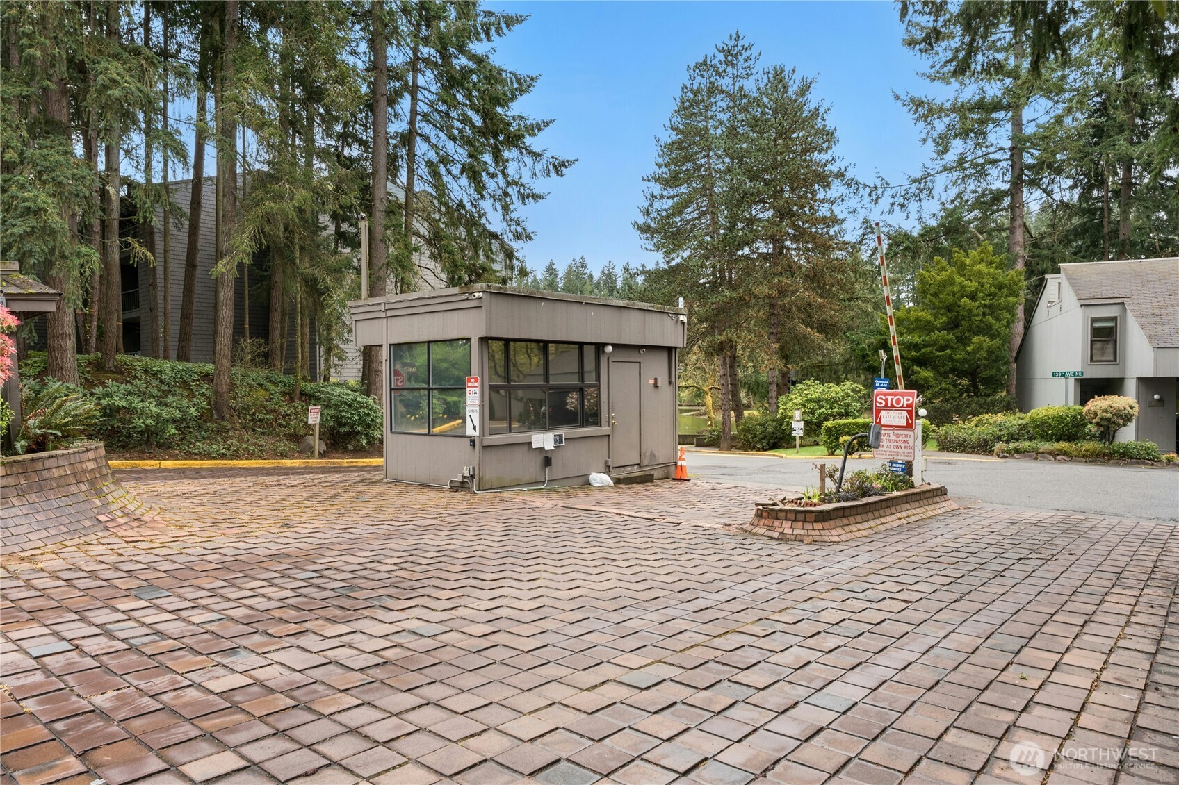 6440 139th Place NE #12, Redmond, WA 98052
