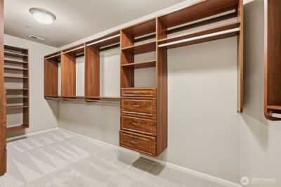 2734 NE Daphne Street , Issaquah, WA 98029 - Photo 31